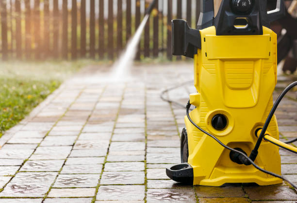 Best Driveway Cleaning and Restoration in La Porte City, IA